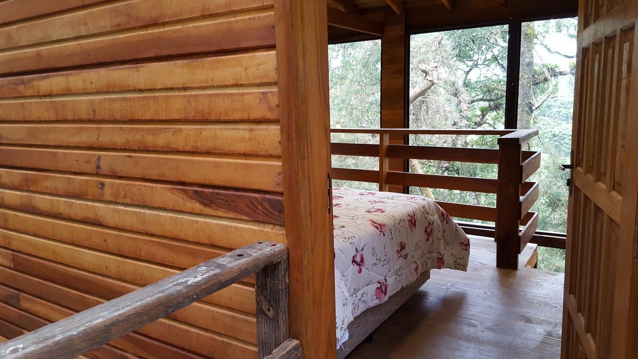 Chale Dos Tucanos- Parede De Vidro Com Linda Vista Campos do Jordão المظهر الخارجي الصورة